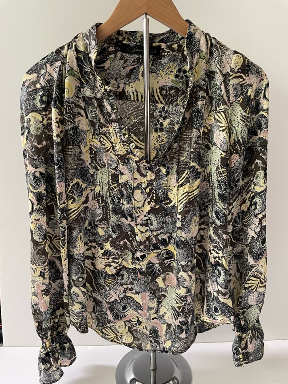Patterson J. Kincaid colorful modern Print Long-Sleeve Blouse,